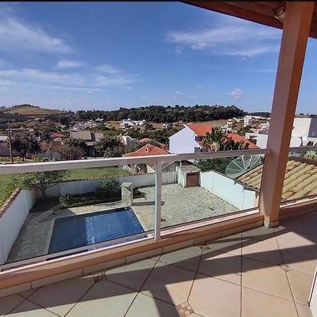 Casa agradável com piscina! Villa Águas de Lindóia Esterno foto