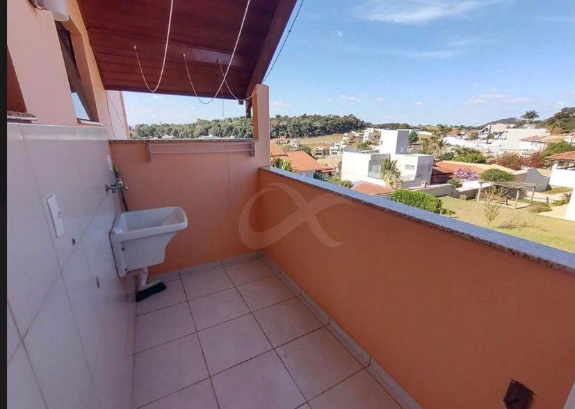 Casa agradável com piscina! Villa Águas de Lindóia Esterno foto